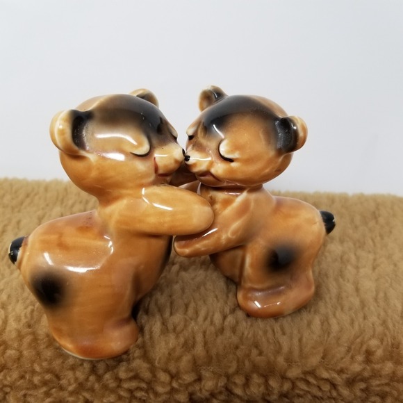 VTG Van Tellingen Brown Hugging Bears Salt & Pepper Shakers Bear Hug 50s - Picture 3 of 7